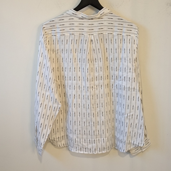 Garnet Hill 2021 White 100% Linen Pattern Printed Long Sleeve Button Up Shirt - Picture 3 of 8